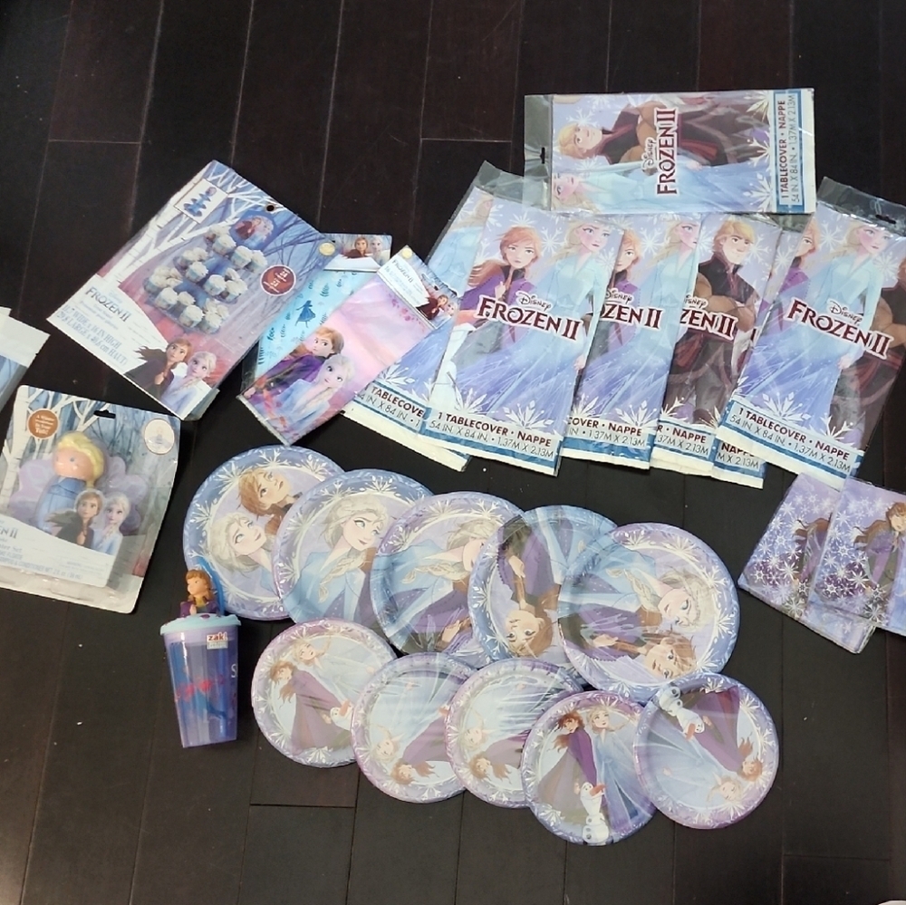 Party Supplies Set - Blue and Purple